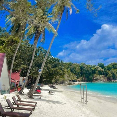 Dewati Roomstay B&B Lang Tengah Exterior foto