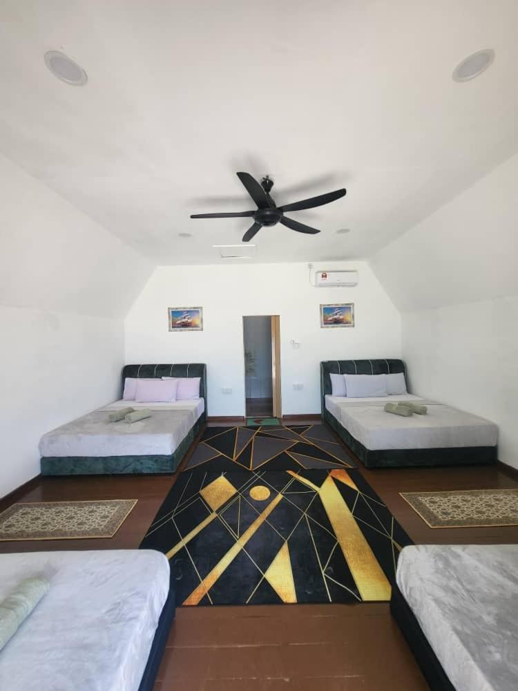 Dewati Roomstay B&B Lang Tengah Exterior foto