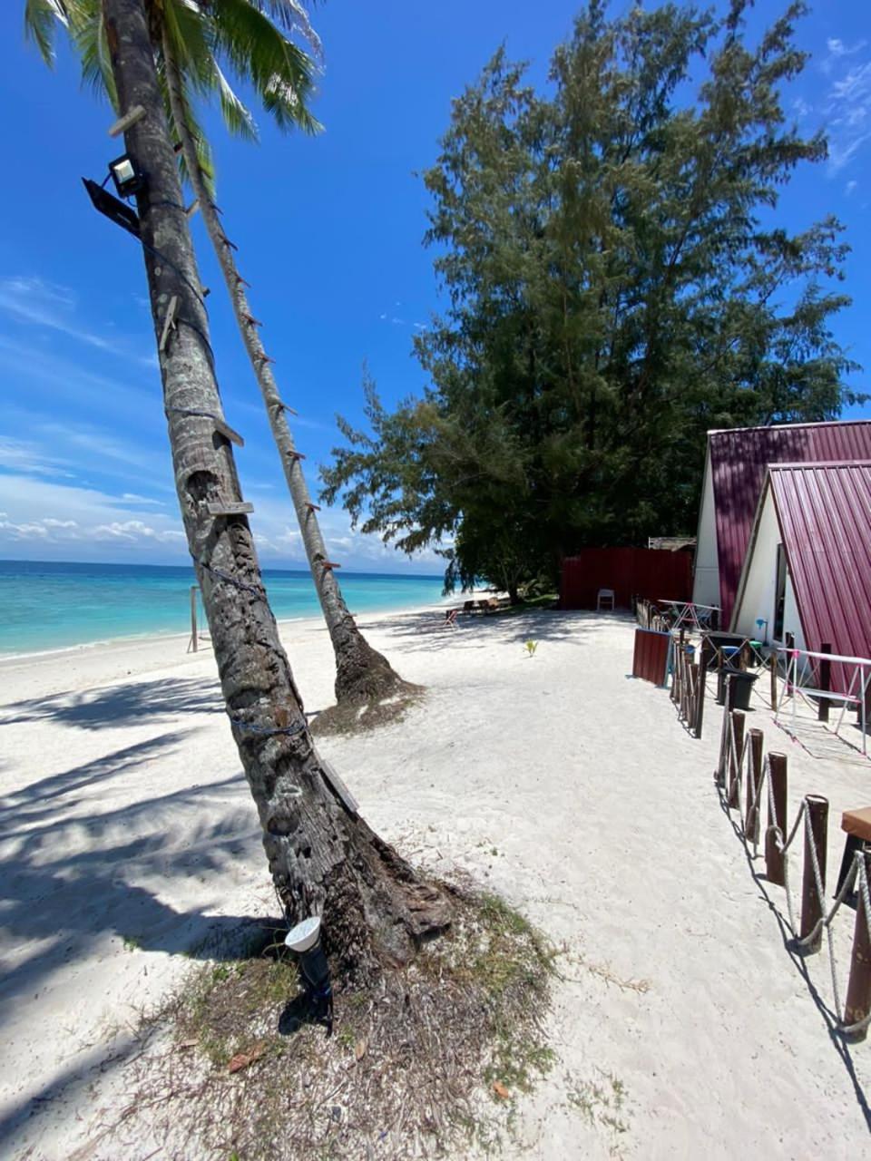 Dewati Roomstay B&B Lang Tengah Exterior foto